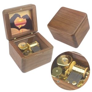 Natural Wooden Music Box with Customizable Photos Wind Up Musical Box Gifts for Christmas,Birthday and Valentine's Day