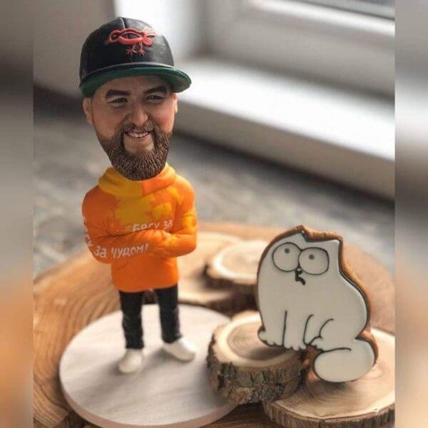 Custom Bobbleheads Figures Sculpted by Famous Tiktok Clay Artist Jerry Personalized Figurine Gifts for Boyfriend Husband Boss Office Coworker - Image 2
